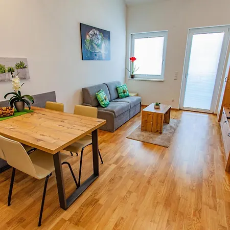 Apartament Happy 2 By Alpenidyll *
